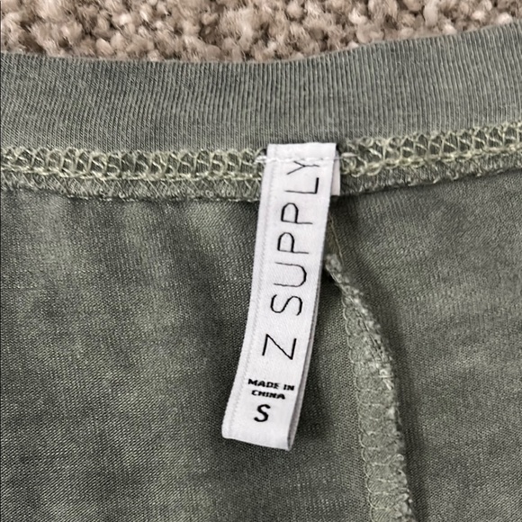 Z Supply Asymmetrical Green Tank Top - Picture 2 of 3